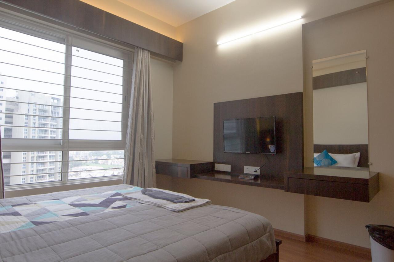 Amanora Park Town Bed and Breakfast Pune Exterior foto