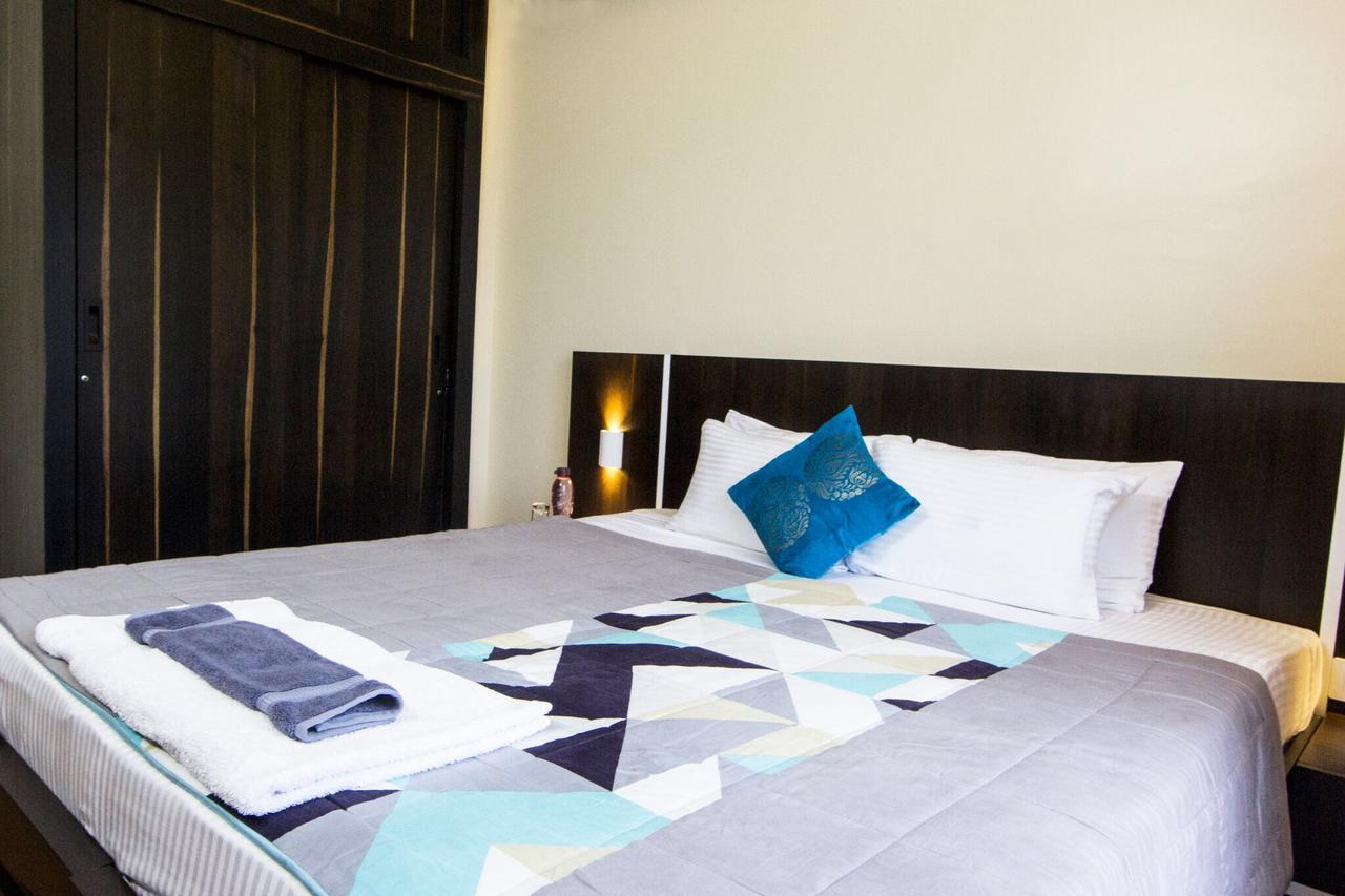 Amanora Park Town Bed and Breakfast Pune Exterior foto